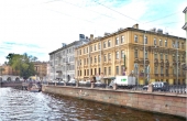 Renovated 5-room apartment with windows facing the Griboedov Canal embankment
