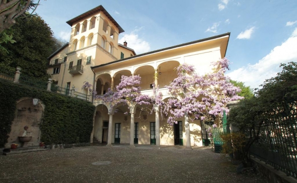 Finely restored historic villa close to Lake Maggiore