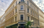 High-end restaurant business for sale in the center of Vienna
